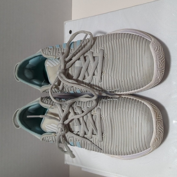 K-Swiss Women's Hypercourt Supreme Size 8.5 Tennis Shoes Barely Blue/White/Blue - Picture 1 of 10